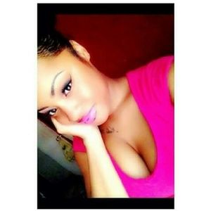 Meet your Posher, Niesha