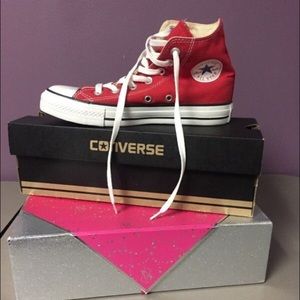 Converse shoes💝