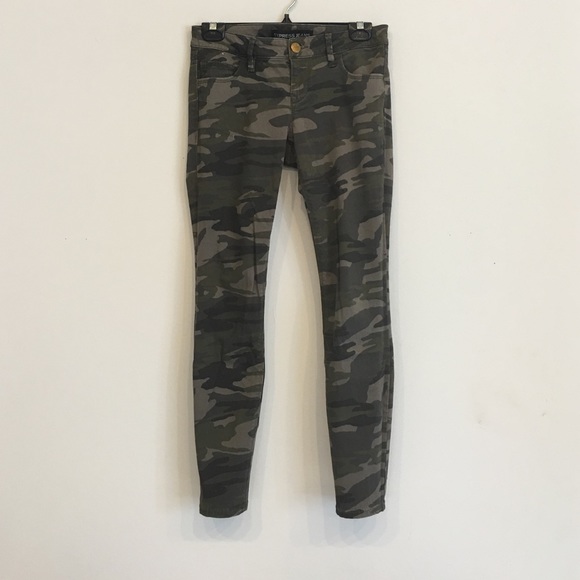 Express camouflage jeans