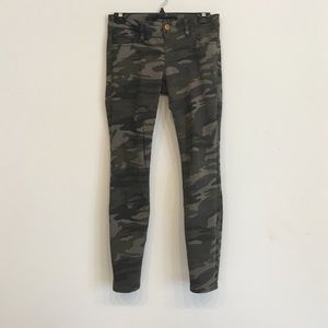Express camouflage jeans