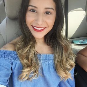 Meet your Posher, Crystal