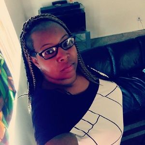 Meet your Posher, Tay