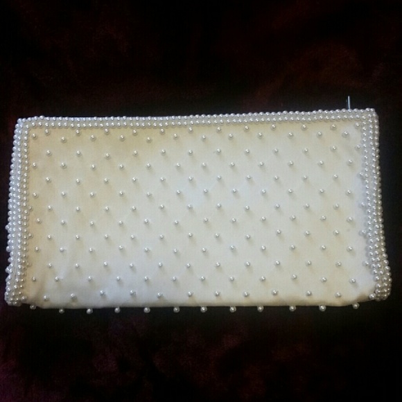 Beaded Clutch