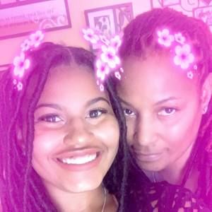 Meet your Posher, Dejah