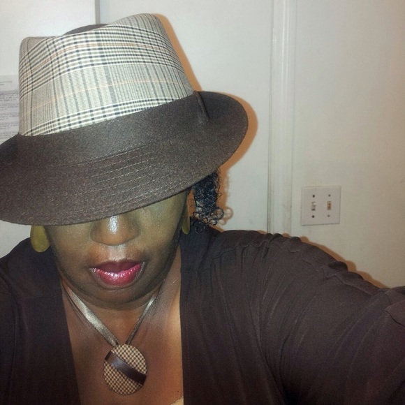 Meet your Posher, Teresa