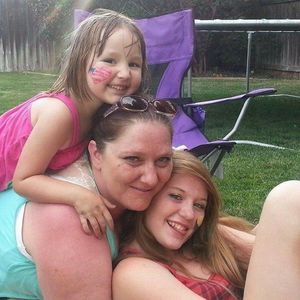 Meet your Posher, Dena