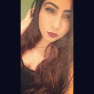 Meet your Posher, Vanessa