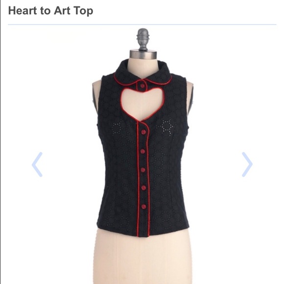 Button up peterpan collared top