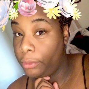 Meet your Posher, Rina