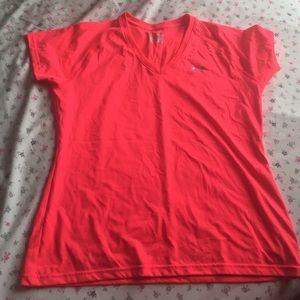 Under armour semi fitted shirt
