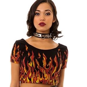 Unif Fire Crop Tee