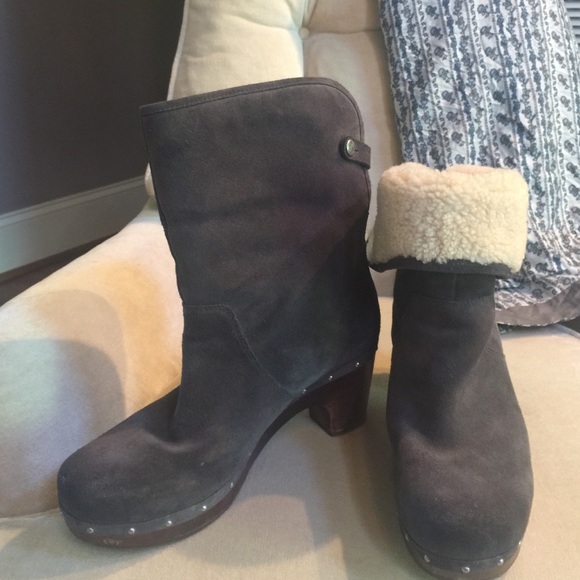 Ugg clog boots in gray sz 41