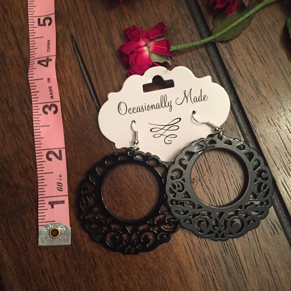 Black Filigree Crescent Drop Style Hoop Earrings - Picture 2 of 2