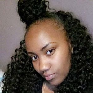 Meet your Posher, Diane