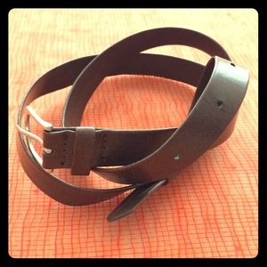 Skinny Brown Classic Belt