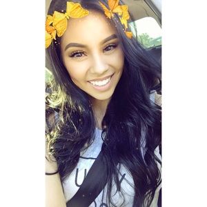 Meet your Posher, Abby