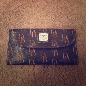 Dooney and bourke wallet gentle used