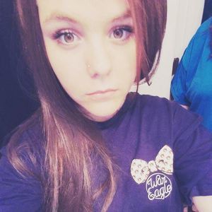 Meet your Posher, Elizabeth