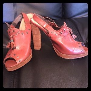 Diesel Womens casual or dress open toe heels