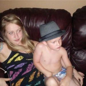 Meet your Posher, Crystal