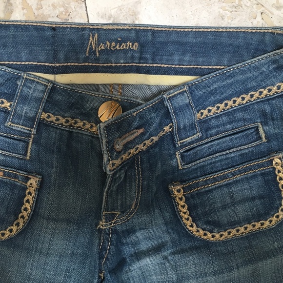 Marciano Jean Capris w Gold Braid Thread Detail - Picture 2 of 4