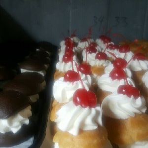 Meet your Posher, Hugo