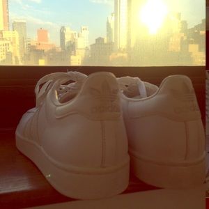 adidas | Shoes | Adidas La Marque Aux 3 Bandes In White | Poshmark