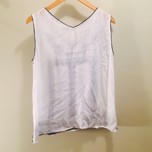 Stitch top - Picture 2 of 2