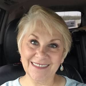 Meet your Posher, Lynn