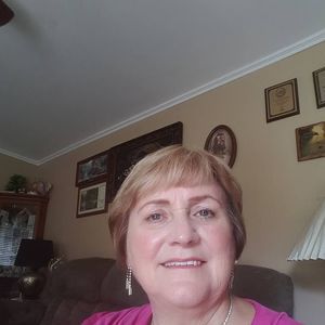 Meet your Posher, Phyllis