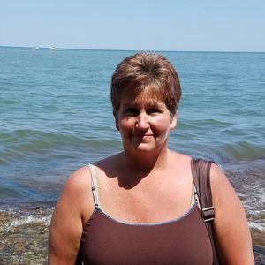 Meet your Posher, Cyndi