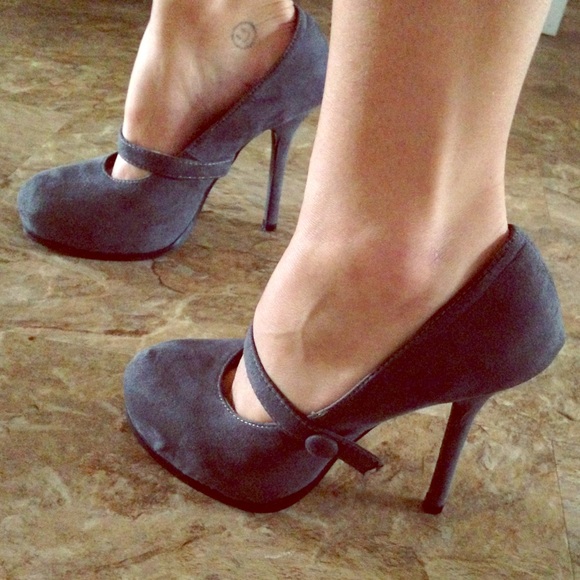 Grey heels