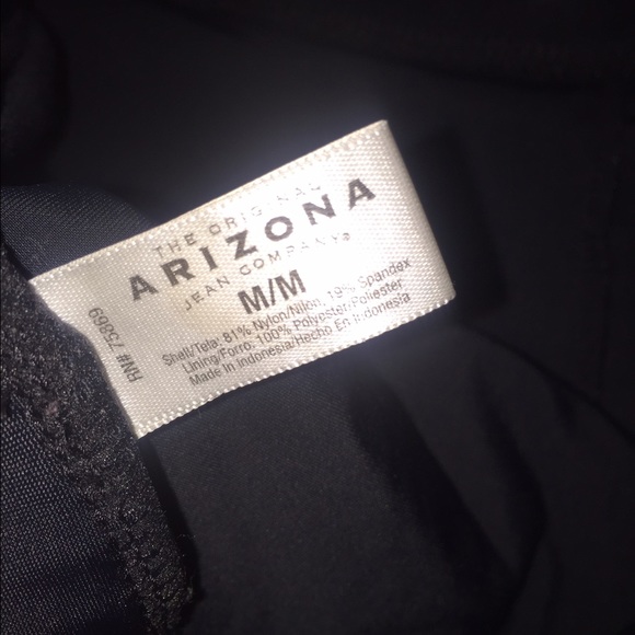 Bikini Set - Picture 3 of 4