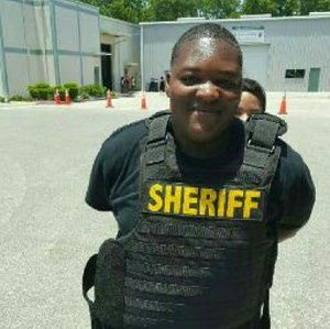 Meet your Posher, Dearon