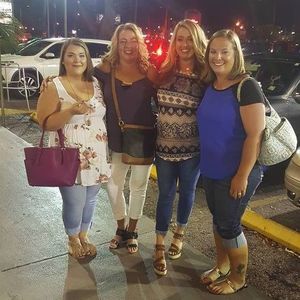 Meet your Posher, Marie