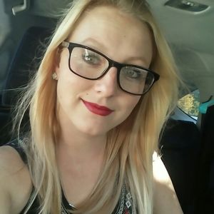 Meet your Posher, Kaitlyn