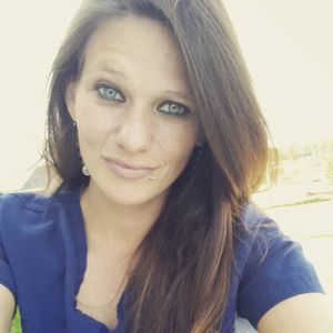 Meet your Posher, Nicole amy