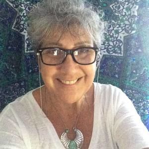 Meet your Posher, Regina