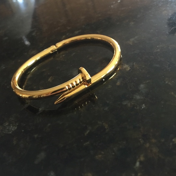 Gold nail bangle ladies