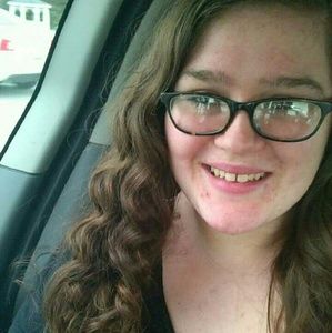 Meet your Posher, Serena