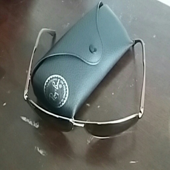 Ray-Ban Polarized main image 2