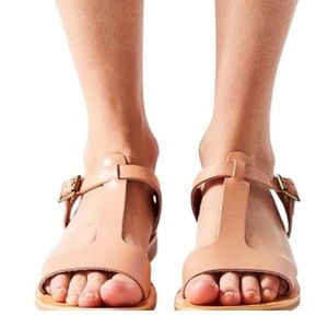 Women's Beige Pepper Leather T-strap Sandal