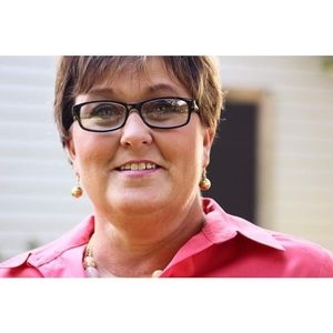 Meet your Posher, Luann