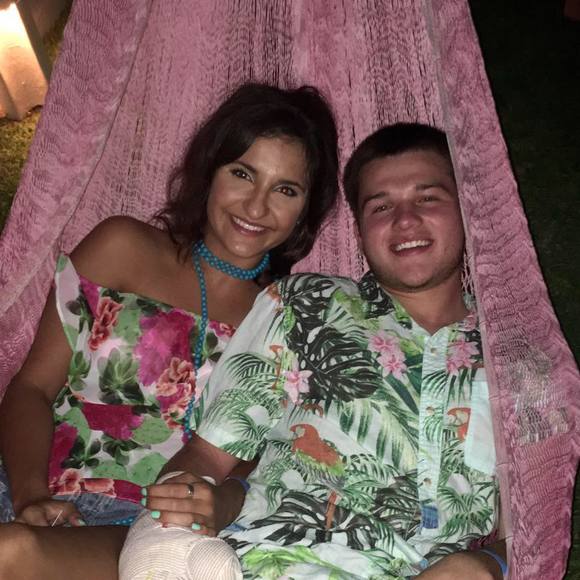 Meet your Posher, Kylee - Picture 1 of 1