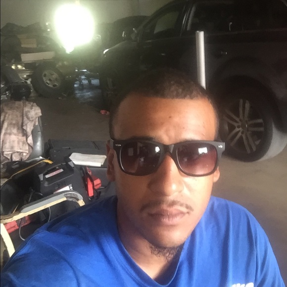 Meet your Posher, Mike - Picture 1 of 1