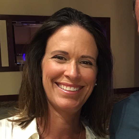 Meet your Posher, Dana - Picture 1 of 1