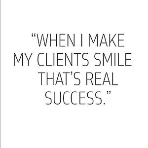 Meet your Posher, Valieta