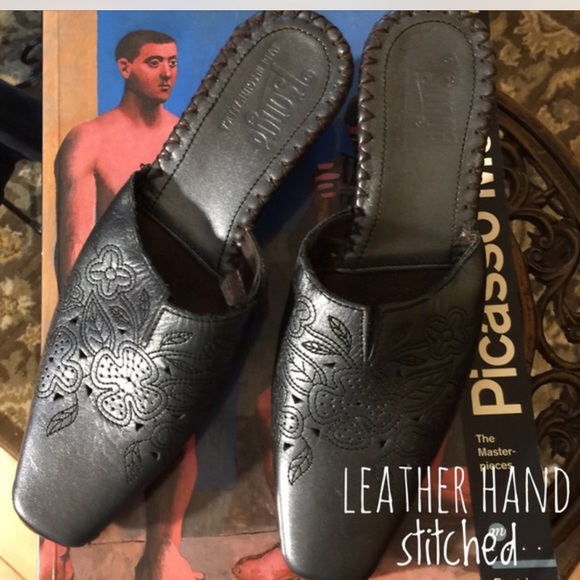 Tsonga Shoes - BOGO TSONGA MULES