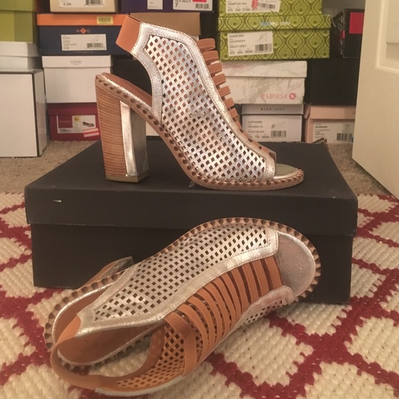 Marc By Marc Jacob | Worn Once | MSRP $394 | size7