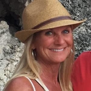 Meet your Posher, Angie